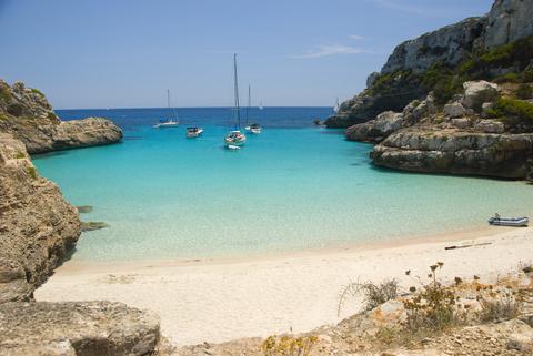 Life’s a beach! Spanish beaches awarded record number of Blue Flags for 2014