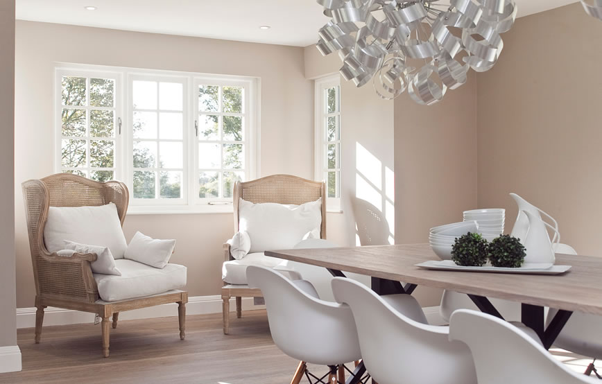 Sell your home faster this spring with these expert interior design tips!