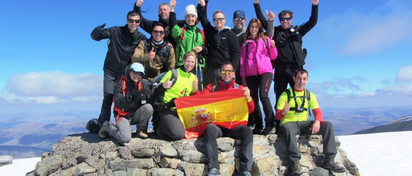 Taylor Wimpey España kicks off fundraising challenges in aid of two charities