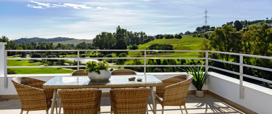 Taylor Wimpey España launches new show home amid golf tourism and house price boom