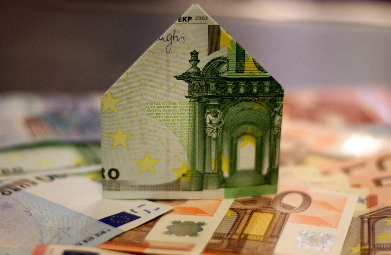 Thousands paying up to €200 extra per month on their Spanish property mortgages